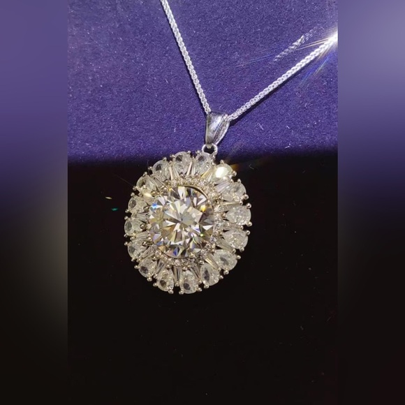 5 Carat Moissanite 925 Sterling Silver Necklace - Picture 7 of 9